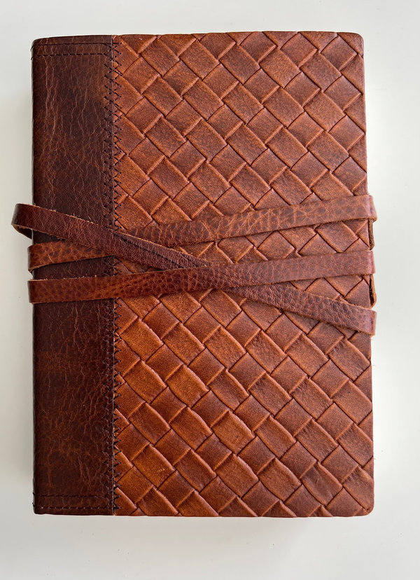 Leder vlechtwerk notitieboek met veter en stiksels - grande